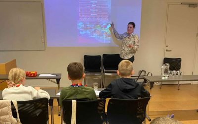 SMARCTIC as a good example at the Young People’s Science School in Iceland
